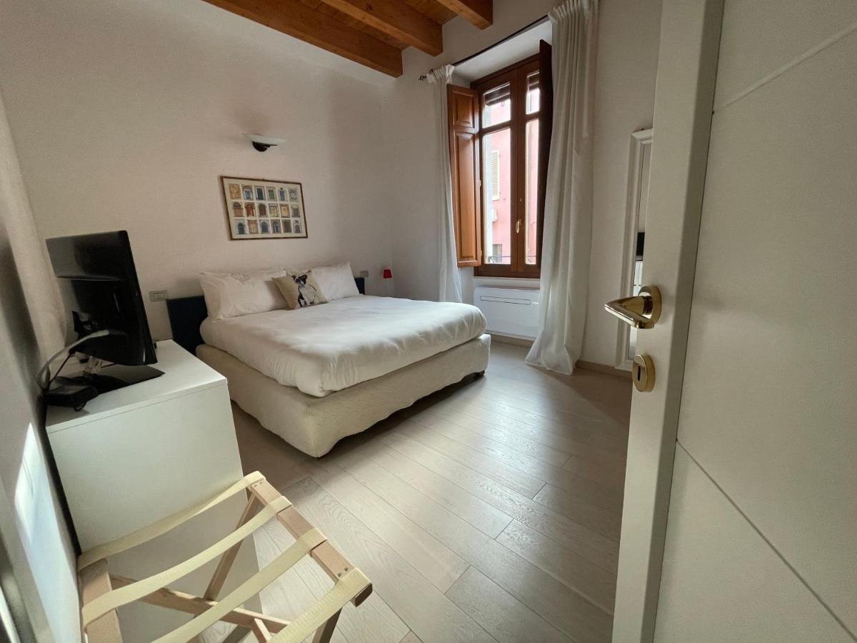 Ng Guest House Il Ris Сассари Экстерьер фото